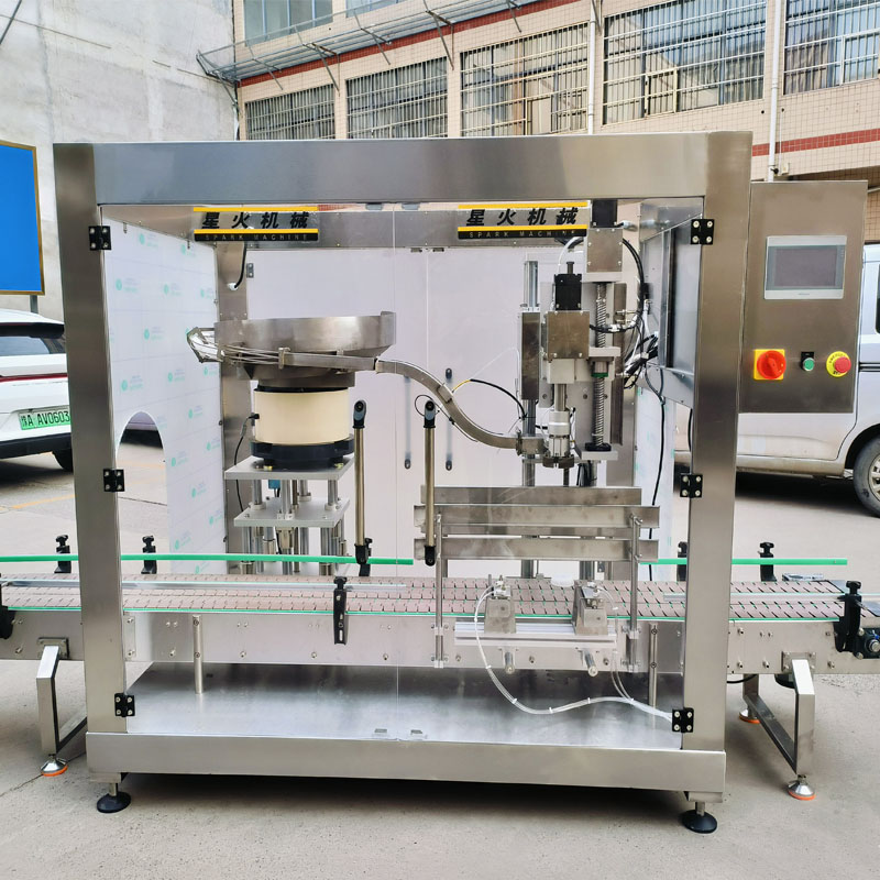 大桶抓式擰蓋機(jī)-化工桶自動旋蓋機(jī)